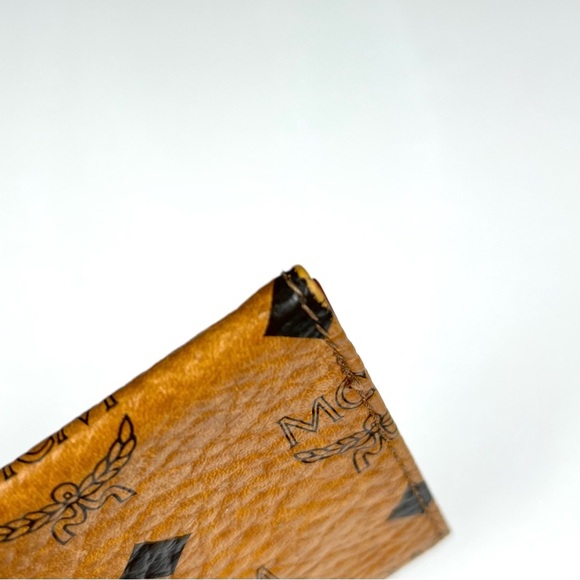 MCM Coin Wallet - Picture 2 of 9